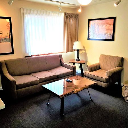 Getaways At Snow Lake Lodge บิ๊กแบร์เลค ภายนอก รูปภาพ