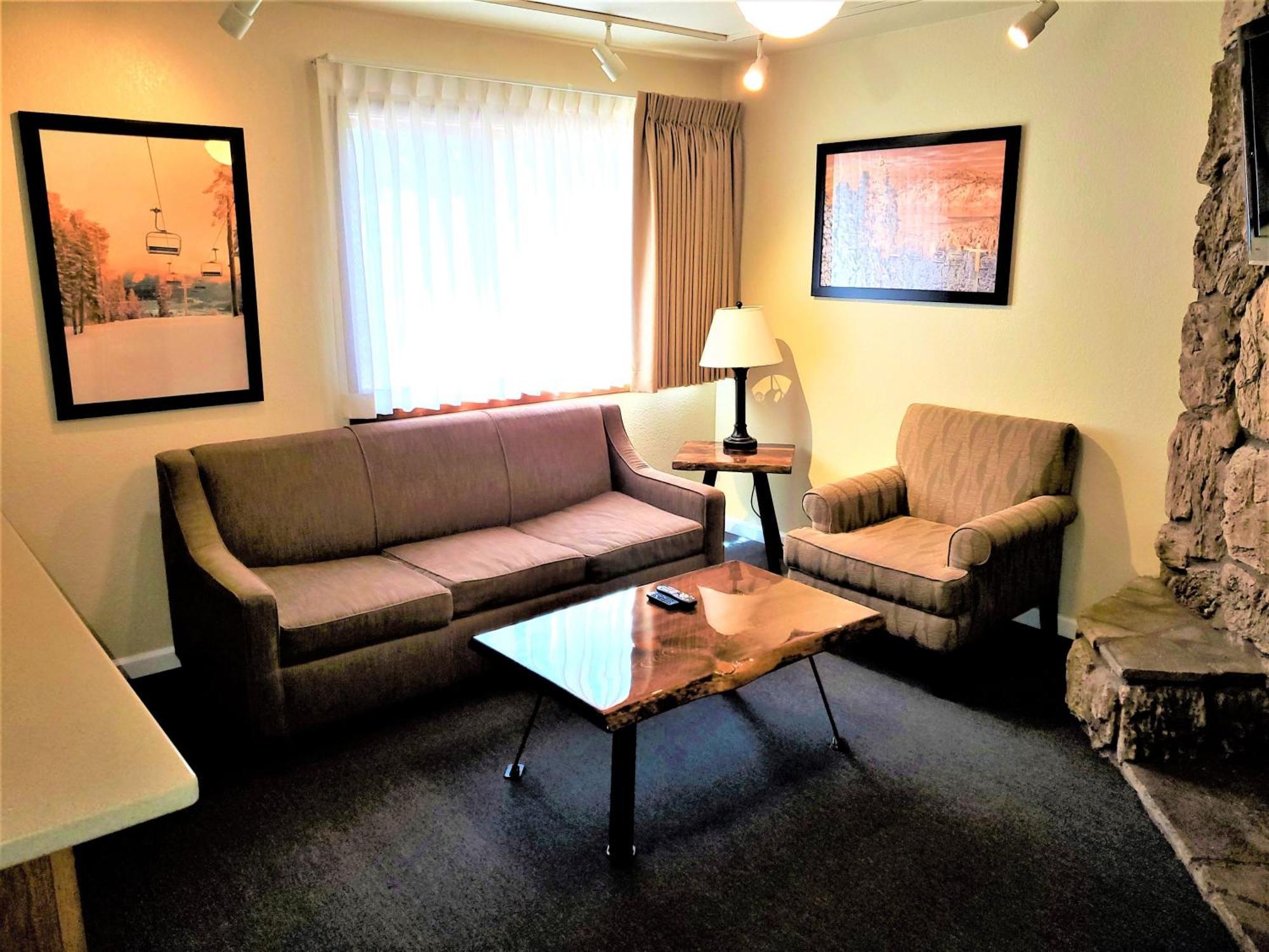 Getaways At Snow Lake Lodge บิ๊กแบร์เลค ภายนอก รูปภาพ