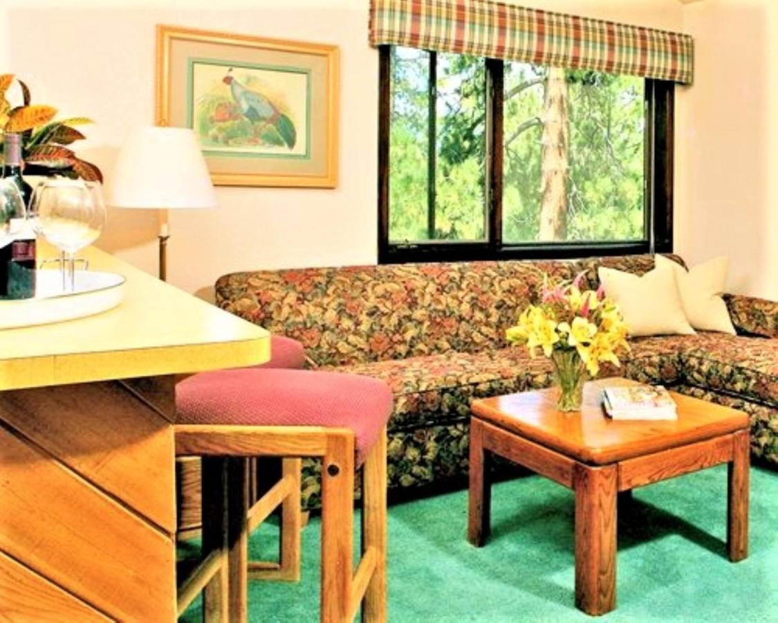 Getaways At Snow Lake Lodge บิ๊กแบร์เลค ภายนอก รูปภาพ